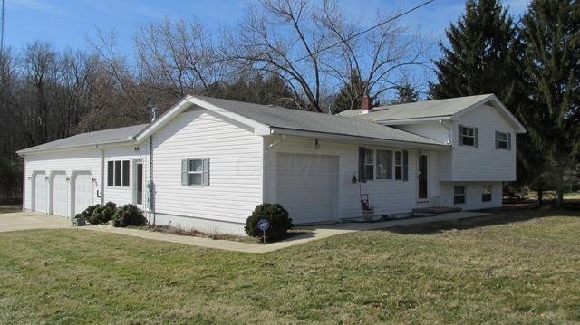 2555 Hamburg Road Southwest Lancaster, OH 43130 - Photo 1 of 30 Gallery Image 1