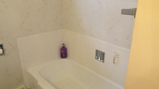 2555 Hamburg Road Southwest Lancaster, OH 43130 - Photo 17 of 30 Gallery Image 17
