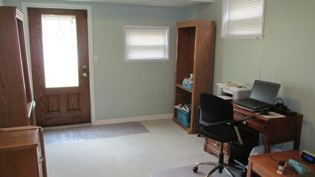 2555 Hamburg Road Southwest Lancaster, OH 43130 - Photo 5 of 30 Gallery Image 5