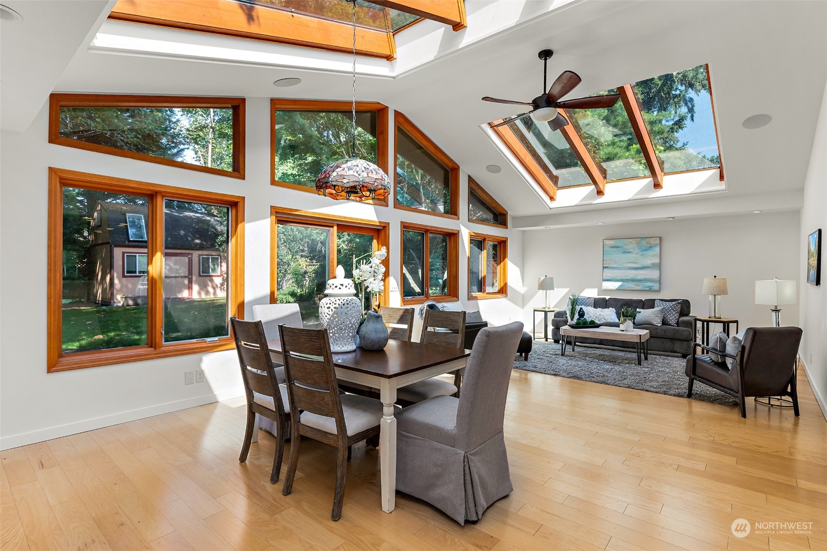10020 Northeast 201st Street Bothell, WA 98011 - Photo 11 of 40 Gallery Image 11
