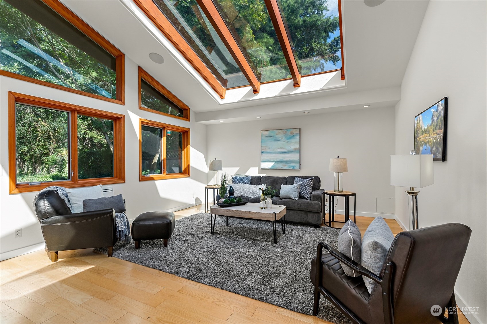 10020 Northeast 201st Street Bothell, WA 98011 - Photo 12 of 40 Gallery Image 12