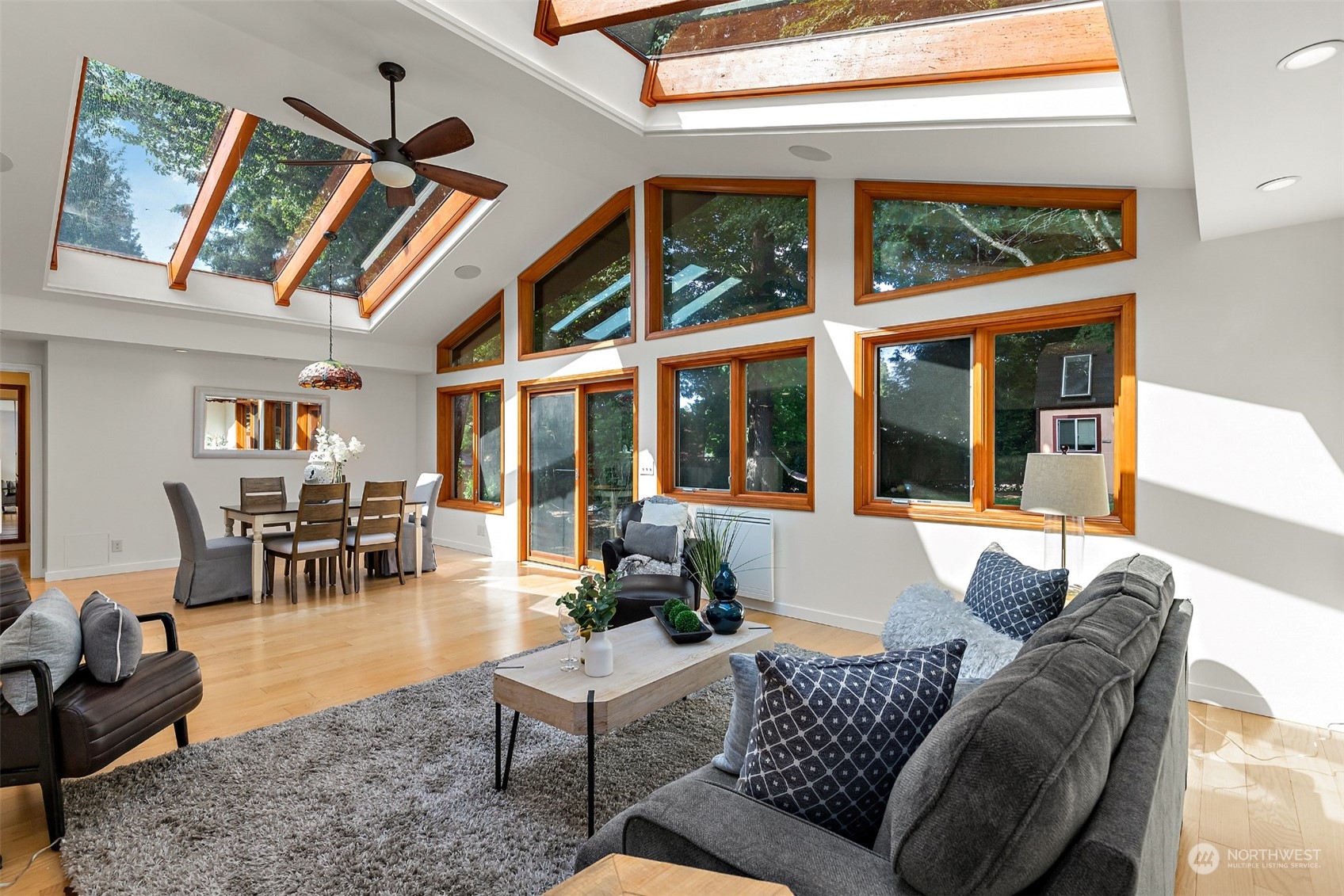 10020 Northeast 201st Street Bothell, WA 98011 - Photo 13 of 40 Gallery Image 13