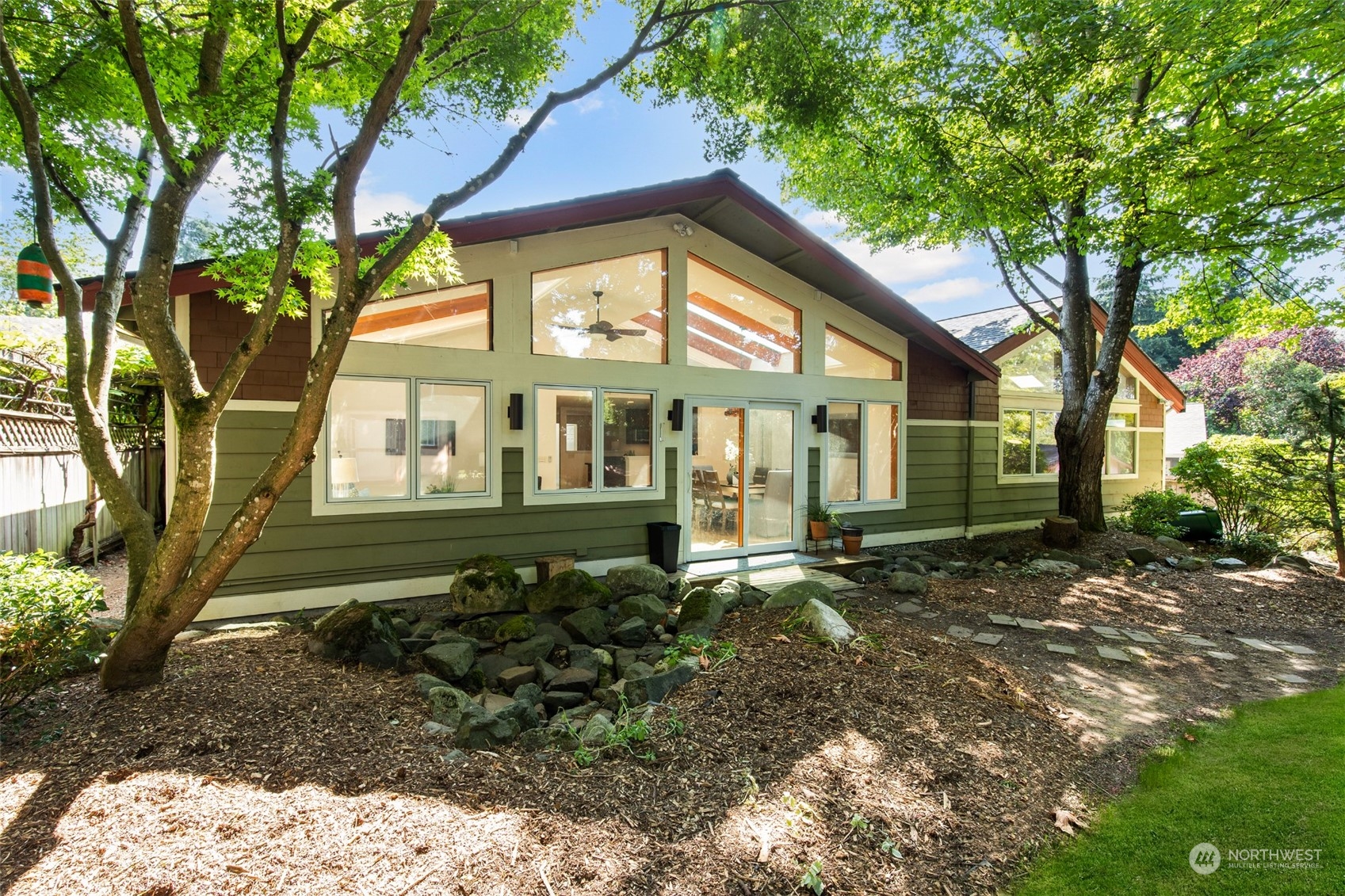 10020 Northeast 201st Street Bothell, WA 98011 - Photo 29 of 40 Gallery Image 29