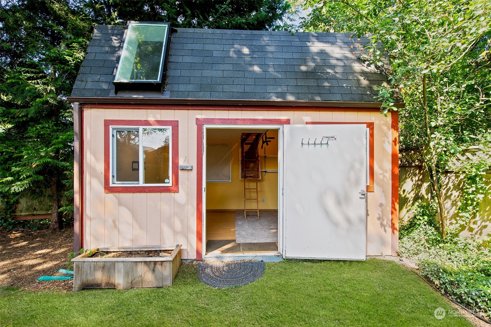 10020 Northeast 201st Street Bothell, WA 98011 - Photo 32 of 40 Gallery Image 32