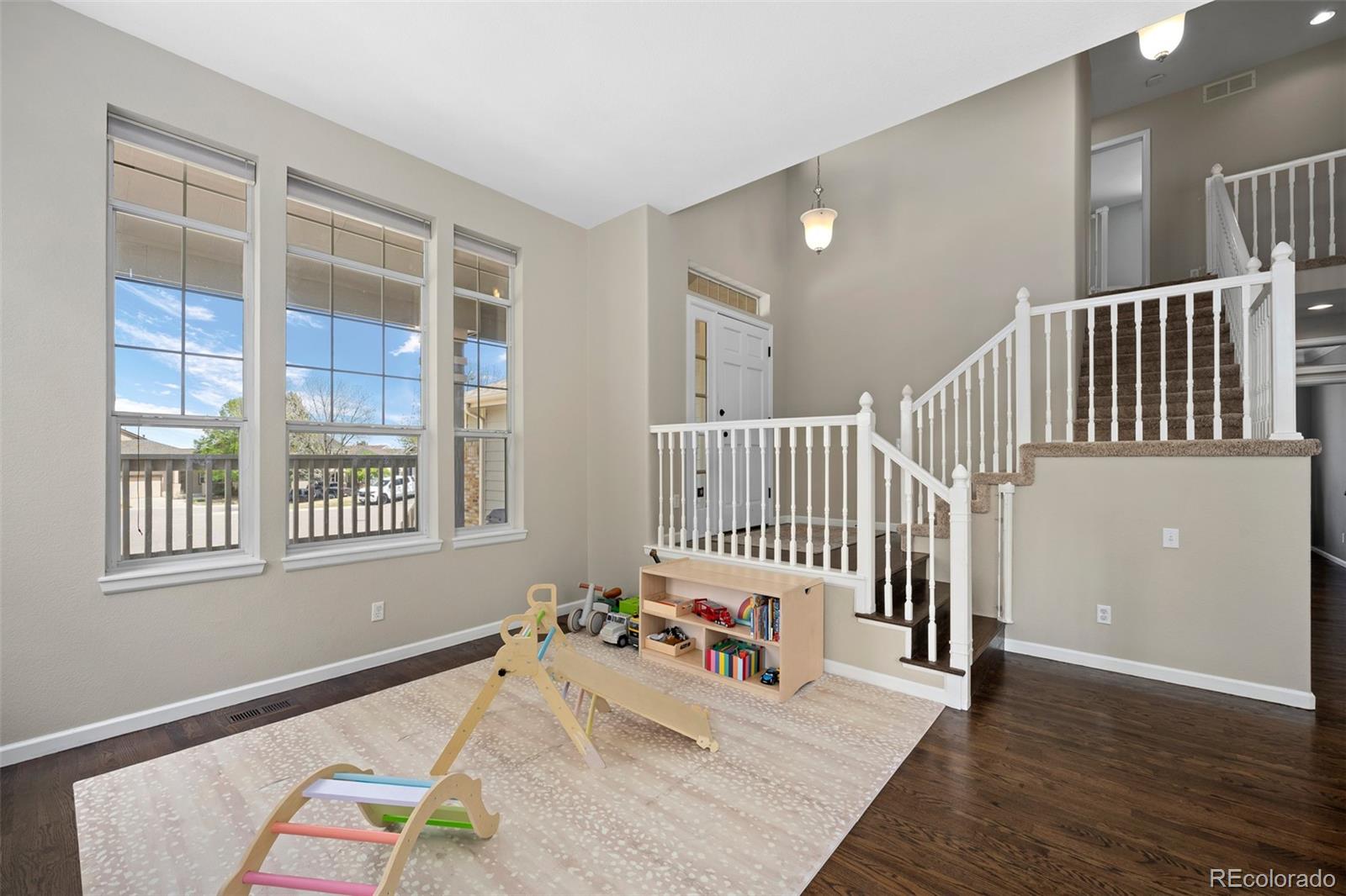 3961 Mallard Street Highlands Ranch, CO 80126 - Photo 5 of 48 Gallery Image 5