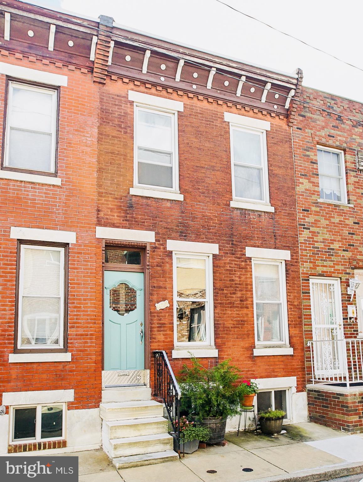 1122 Tree Street Philadelphia, PA 19148 - Photo 1 of 18