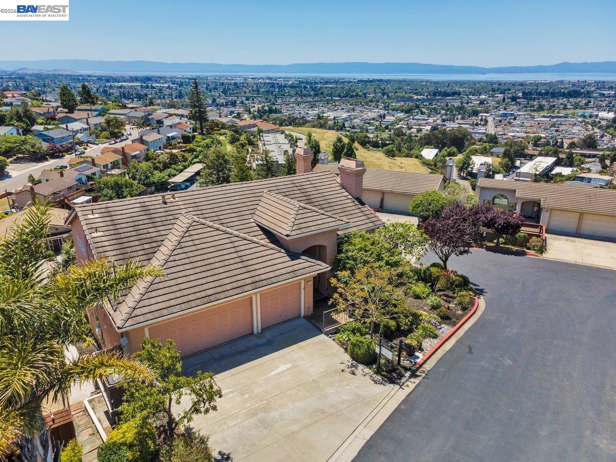 2433 Fox Ridge Drive Castro Valley, CA 94546 - Photo 7 of 76