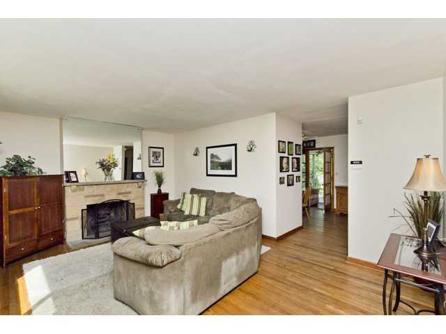 2752 Wellesley Road Columbus, OH 43209 - Photo 4 of 19 Gallery Image 4