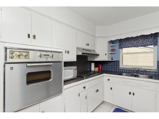 2752 Wellesley Road Columbus, OH 43209 - Photo 8 of 19 Gallery Image 8