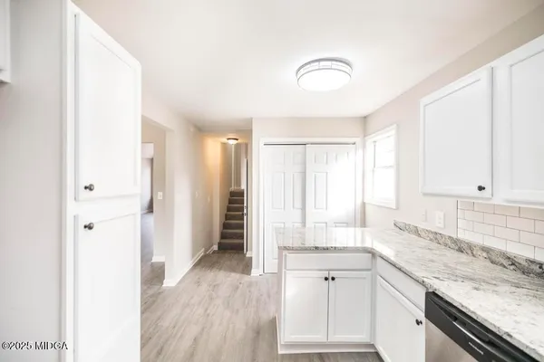 $240,000 | 2311 Gwendale Drive East, Lizella, GA 31052