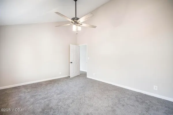 $240,000 | 2311 Gwendale Drive East, Lizella, GA 31052