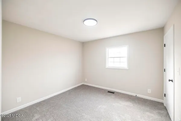 $240,000 | 2311 Gwendale Drive East, Lizella, GA 31052