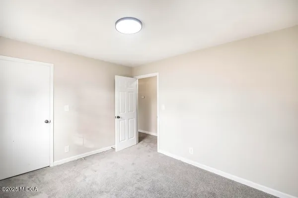 $240,000 | 2311 Gwendale Drive East, Lizella, GA 31052