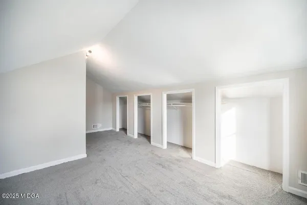 $240,000 | 2311 Gwendale Drive East, Lizella, GA 31052