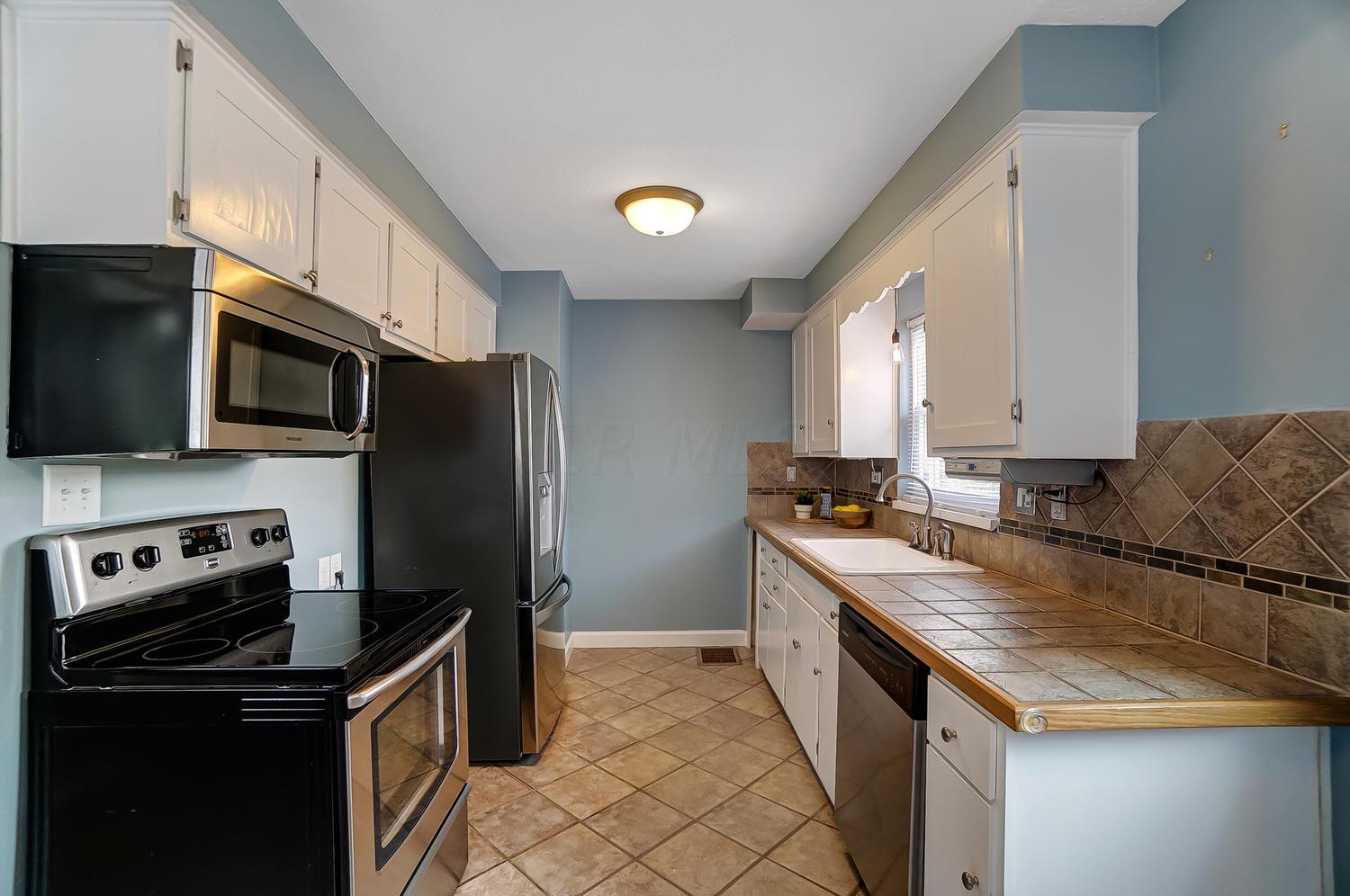 3100 Gerbert Road Columbus, OH 43224 - Photo 9 of 37 Gallery Image 9