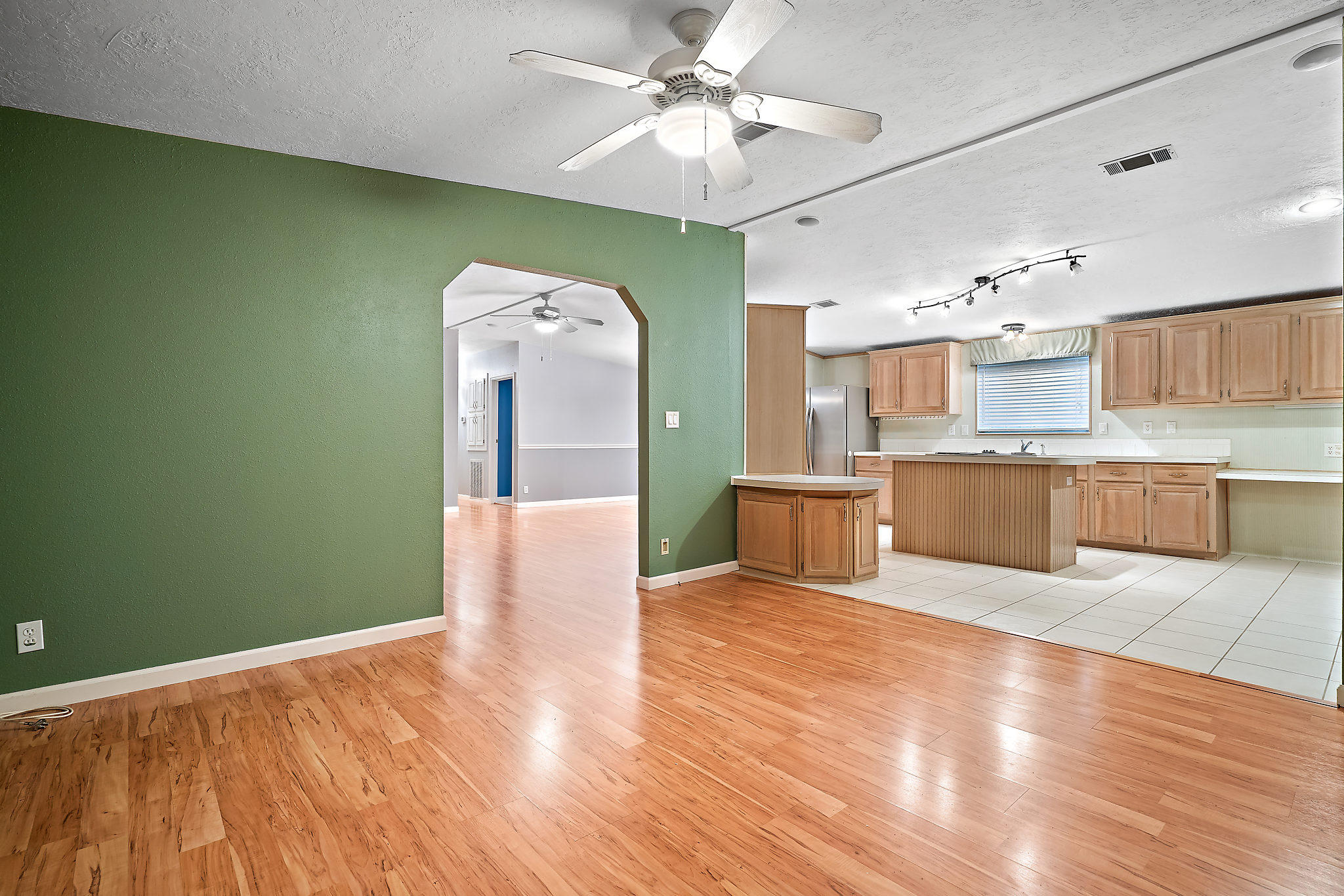 8933 Southwest Chevy Circle Stuart, FL 34997 - Photo 12 of 43 014-8933SwChevyCir-34997-FL-34997-small