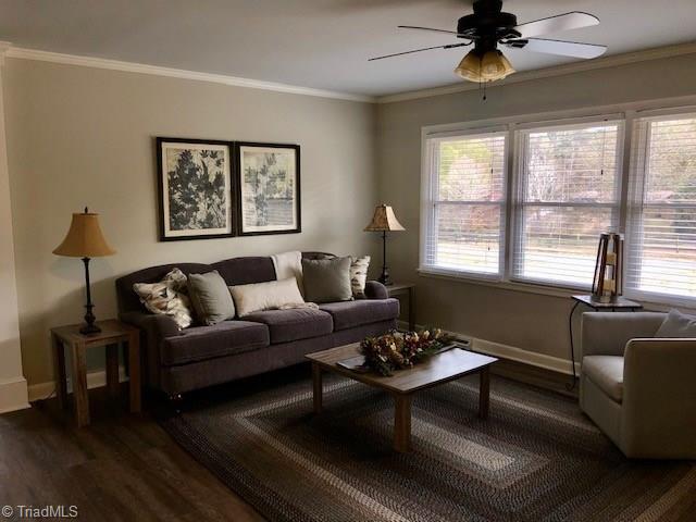 1602 Petty Road Graham, NC 27253 - Photo 8 of 15 Living area