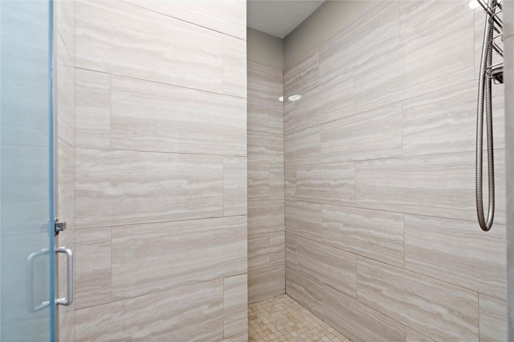 8933 Carroll Manor Drive Atlanta, GA 30350 - Photo 21 of 32