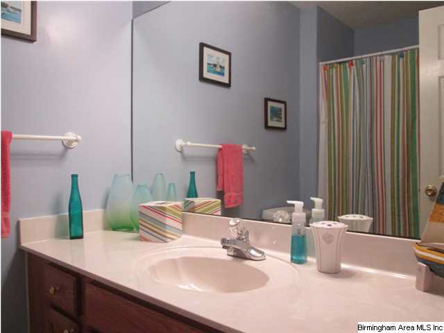 175 Stonebridge Circle Pelham, AL 35124 - Photo 14 of 20