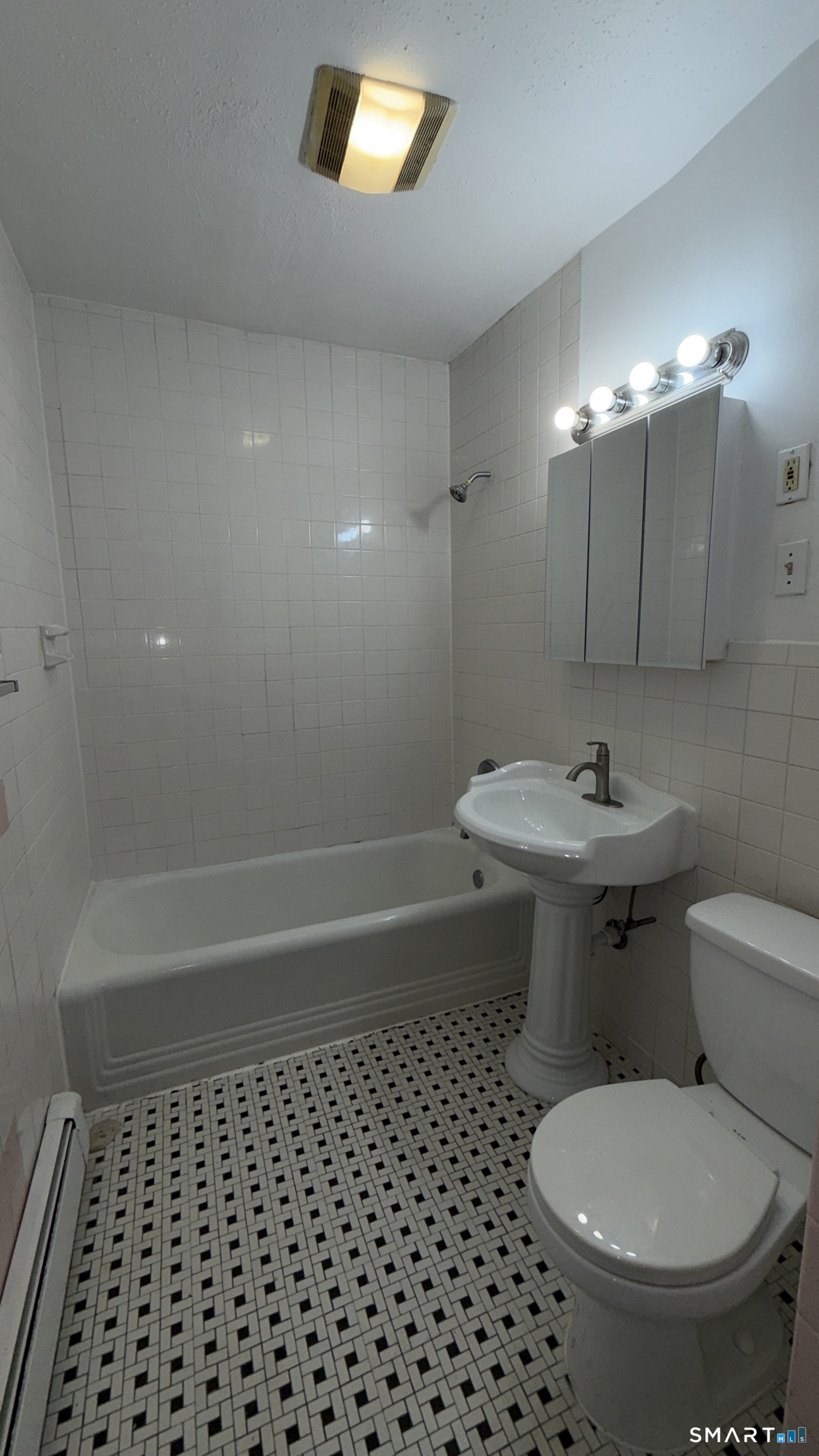 113 Spring Street, Unit 113 Bridgeport, CT 06608 - Photo 6 of 6