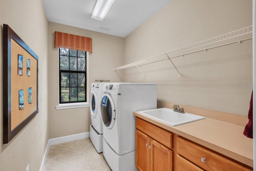 11832 Neal Road Lithia, FL 33547 - Photo 35 of 83 Gallery Image 35