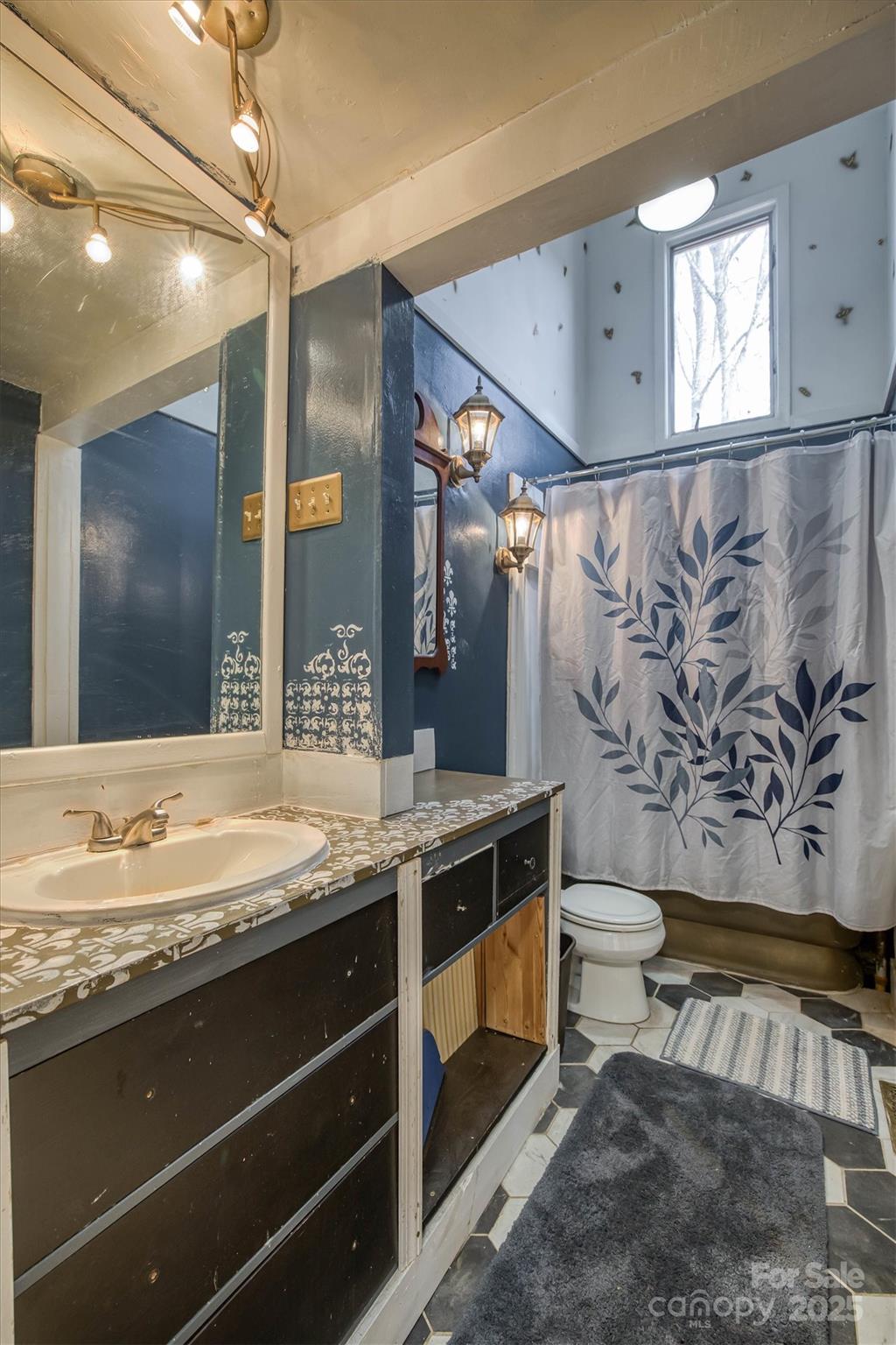 3827 River Road Morganton, NC 28655 - Photo 11 of 30 Gallery Image 11