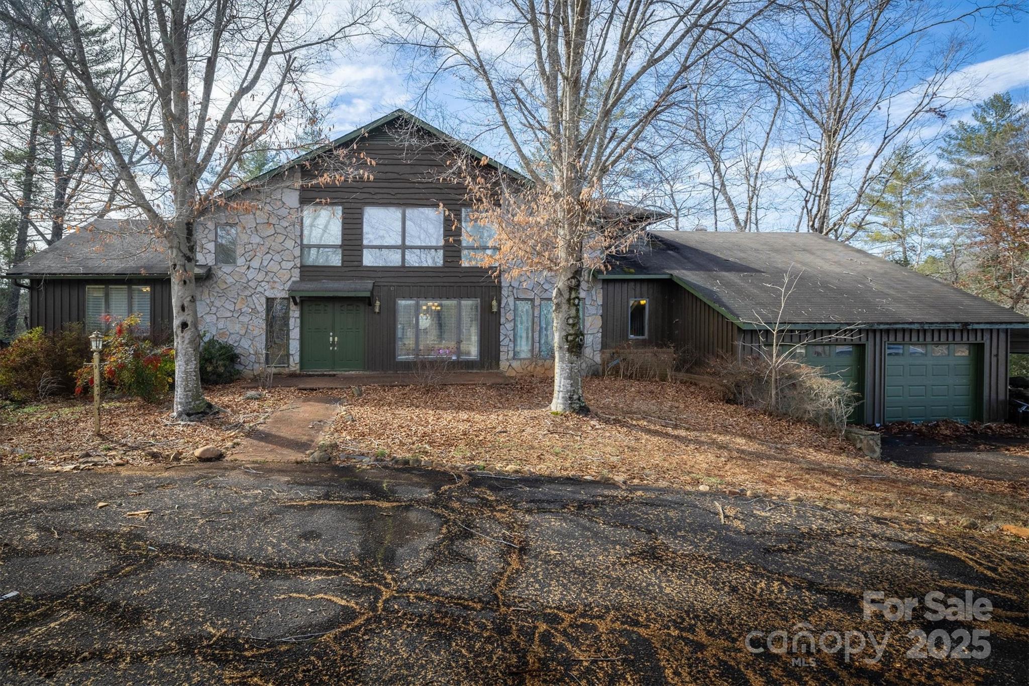 3827 River Road Morganton, NC 28655 - Photo 2 of 30 Gallery Image 2