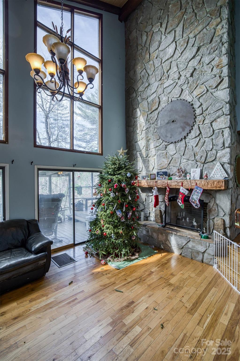 3827 River Road Morganton, NC 28655 - Photo 7 of 30 Gallery Image 7