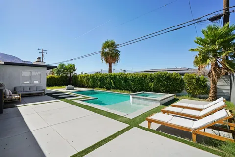 a view of a back yard of the house