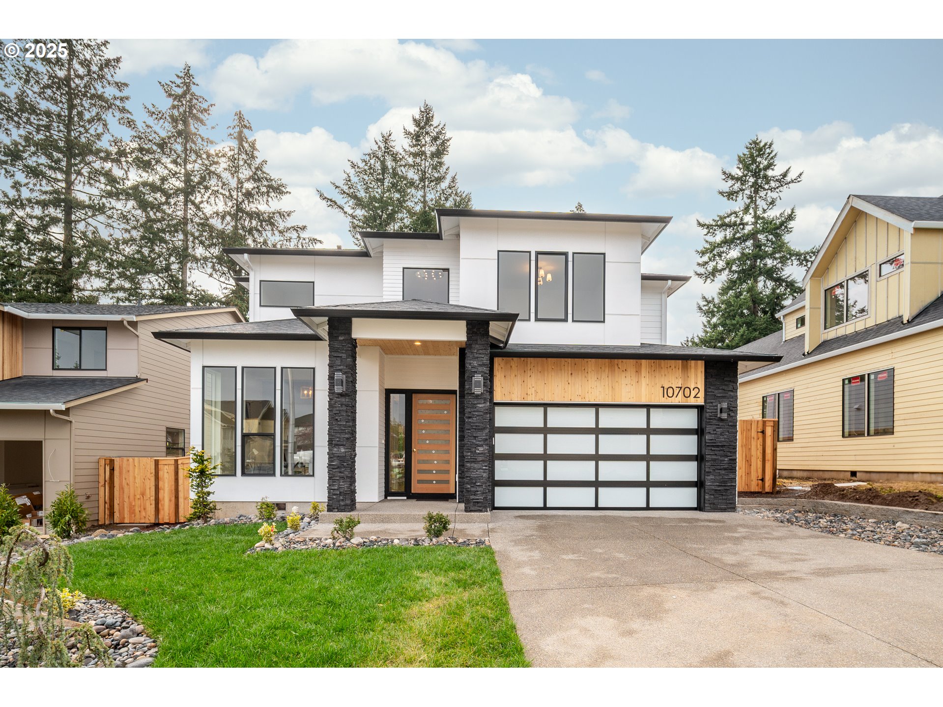 10702 Southeast 13th Cir  