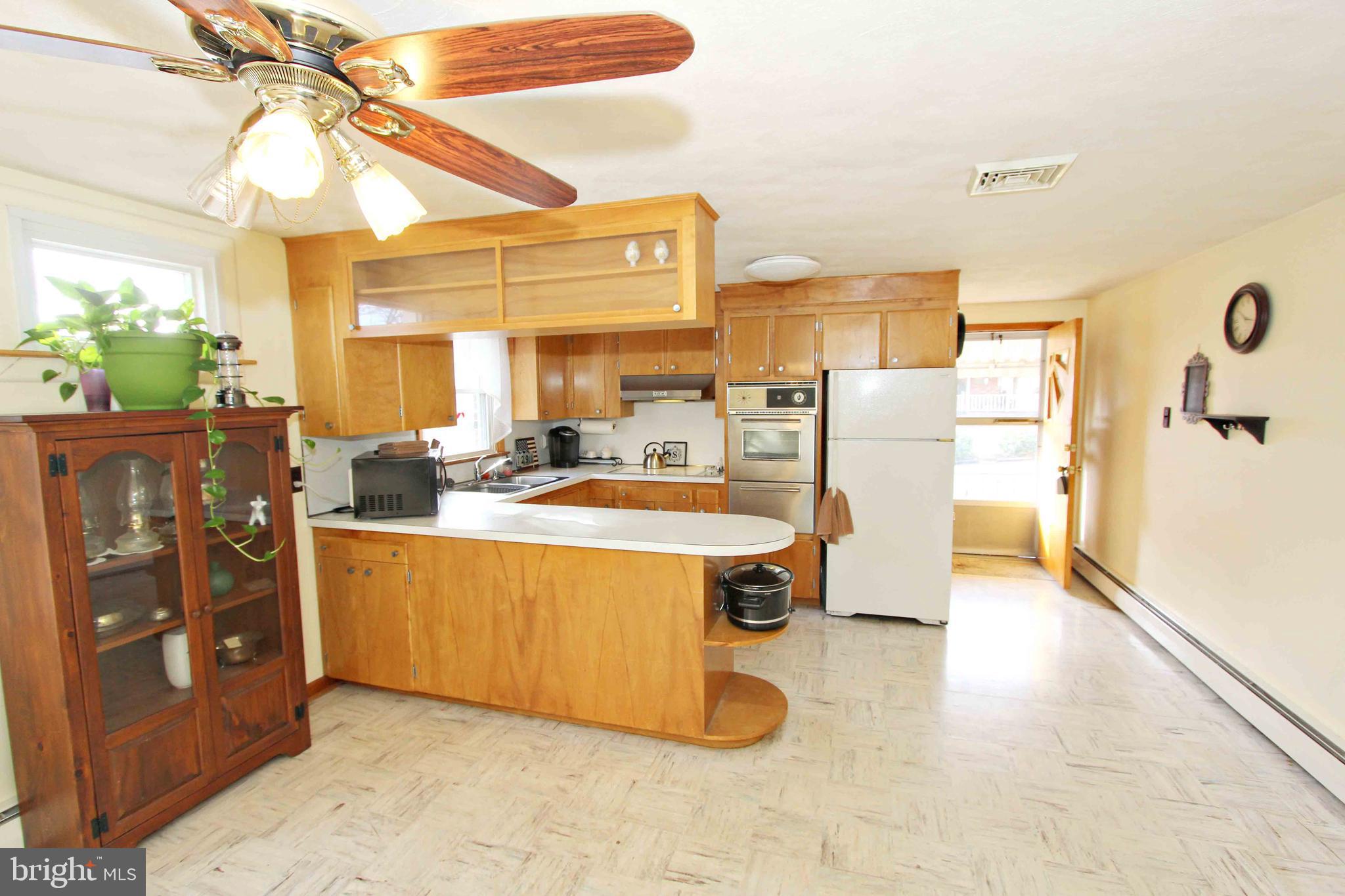 205 Rosedale Drive Manchester, PA 17345 - Photo 11 of 28 Gallery Image 11
