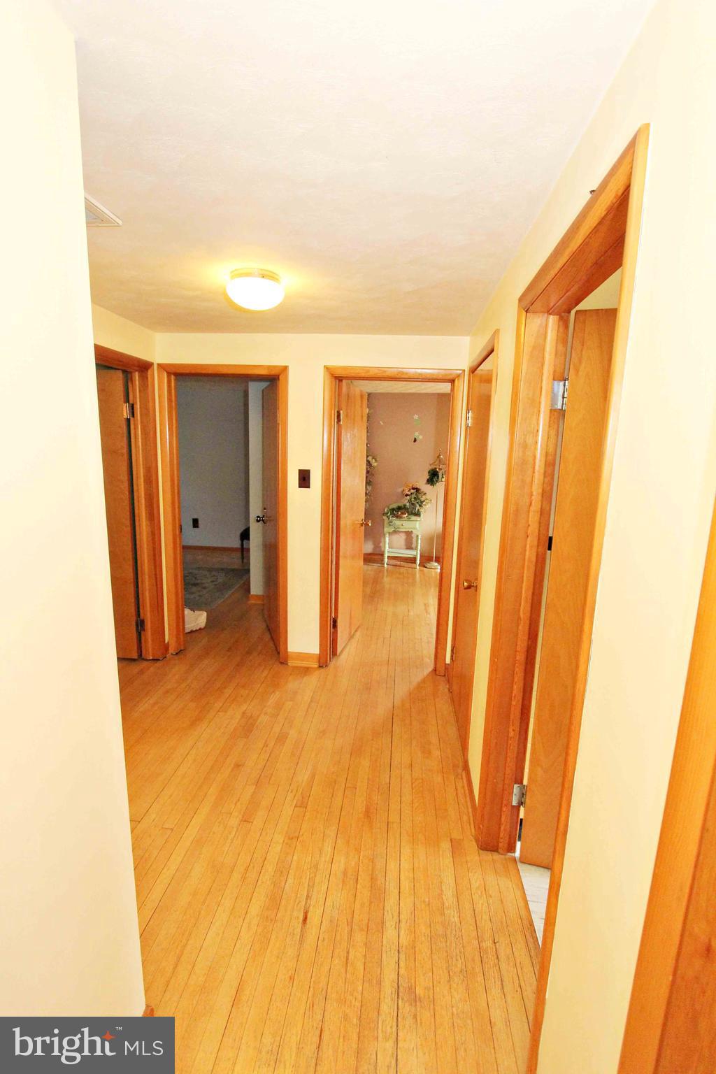 205 Rosedale Drive Manchester, PA 17345 - Photo 15 of 28 Hallway