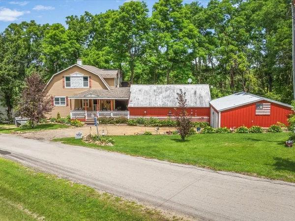$349,900 | 3503 South Ebys Mill Road, Elizabeth, IL 61028