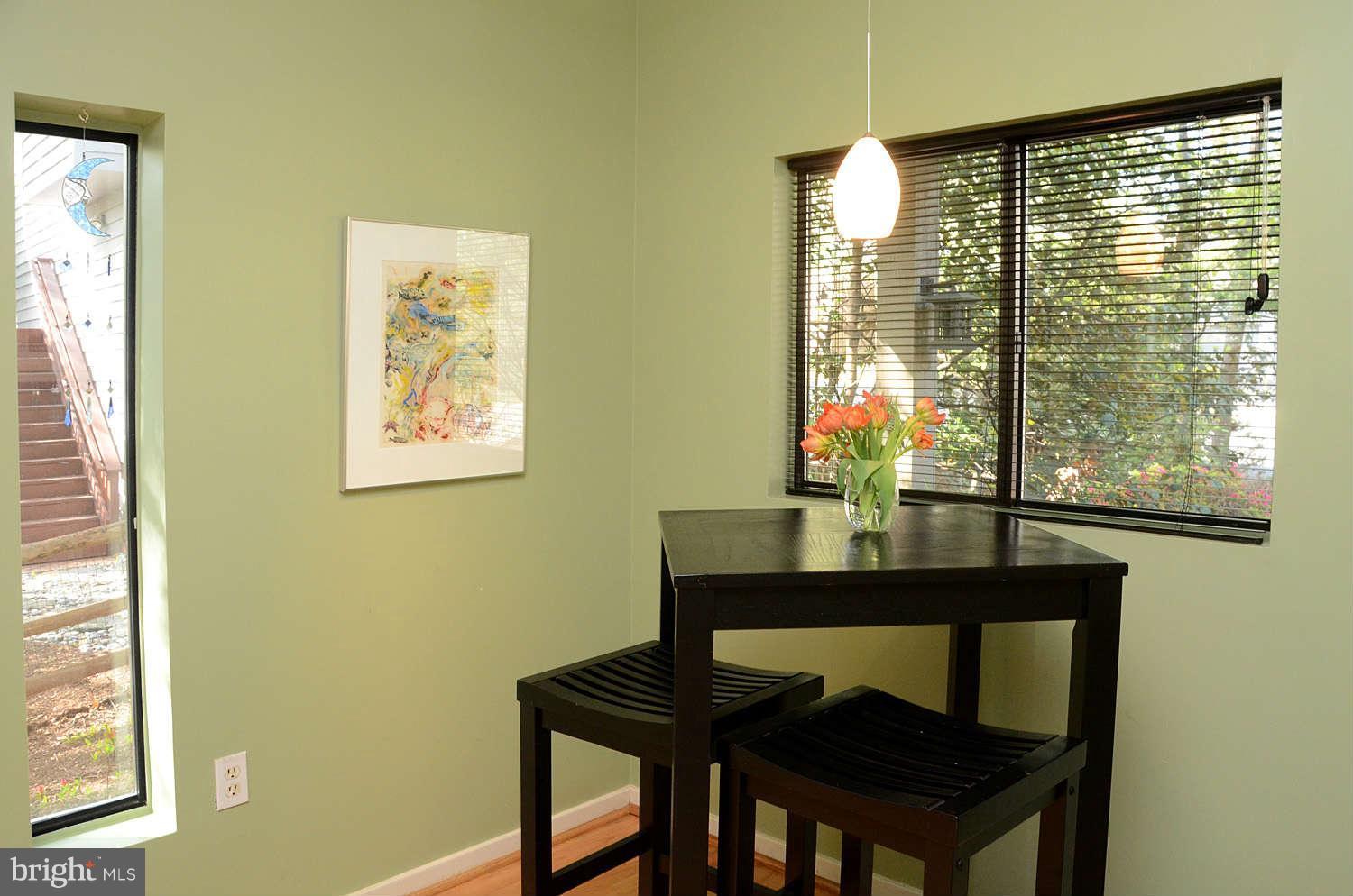 11503 Turnbridge Lane Reston, VA 20194 - Photo 14 of 30 Kitchen