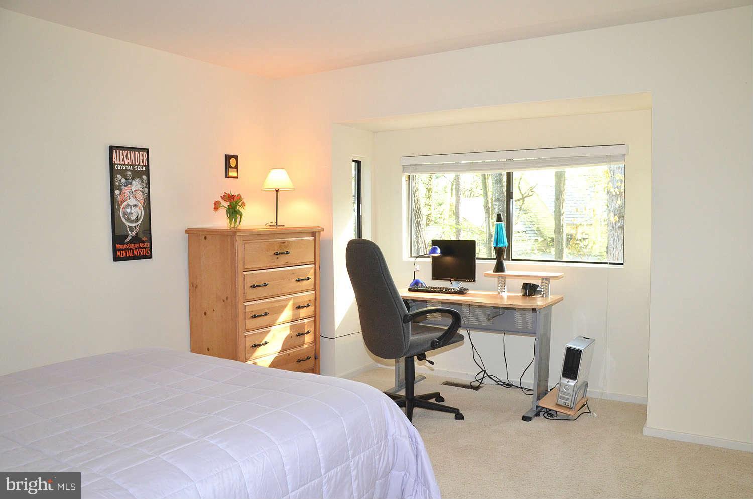 11503 Turnbridge Lane Reston, VA 20194 - Photo 21 of 30 Bedroom
