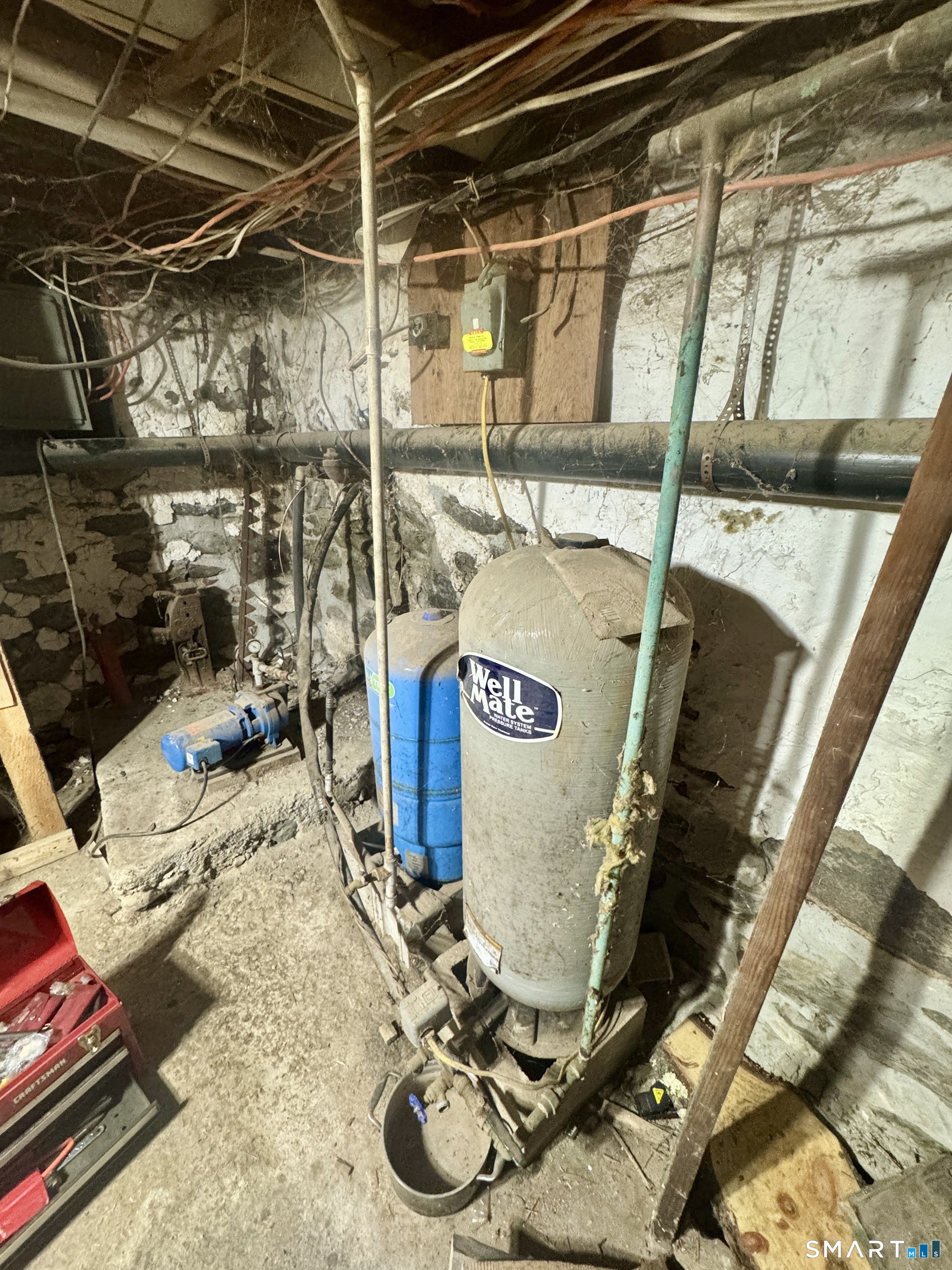 279 Putnam Pike Killingly, CT 06241 - Photo 12 of 39