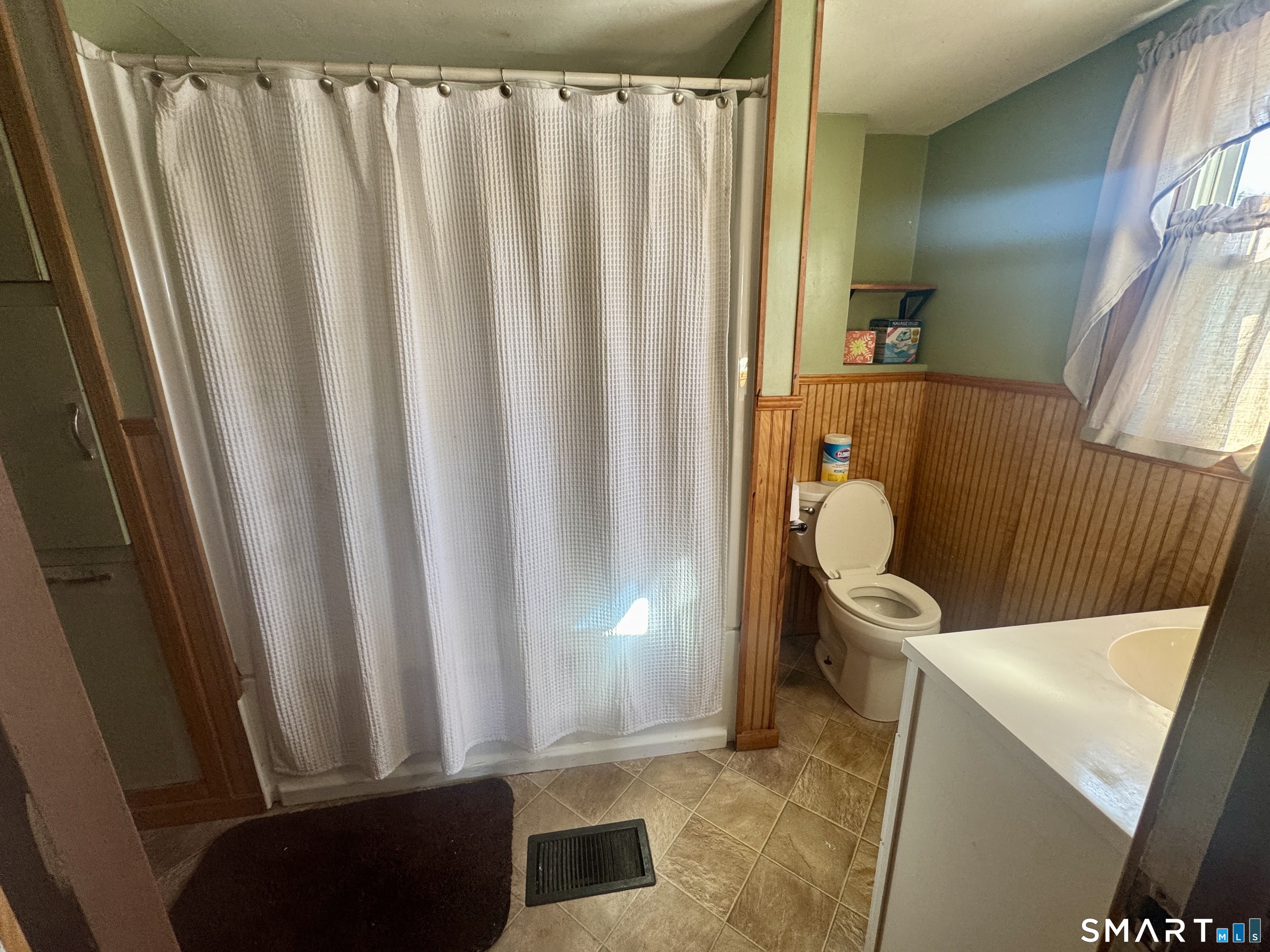 279 Putnam Pike Killingly, CT 06241 - Photo 25 of 39