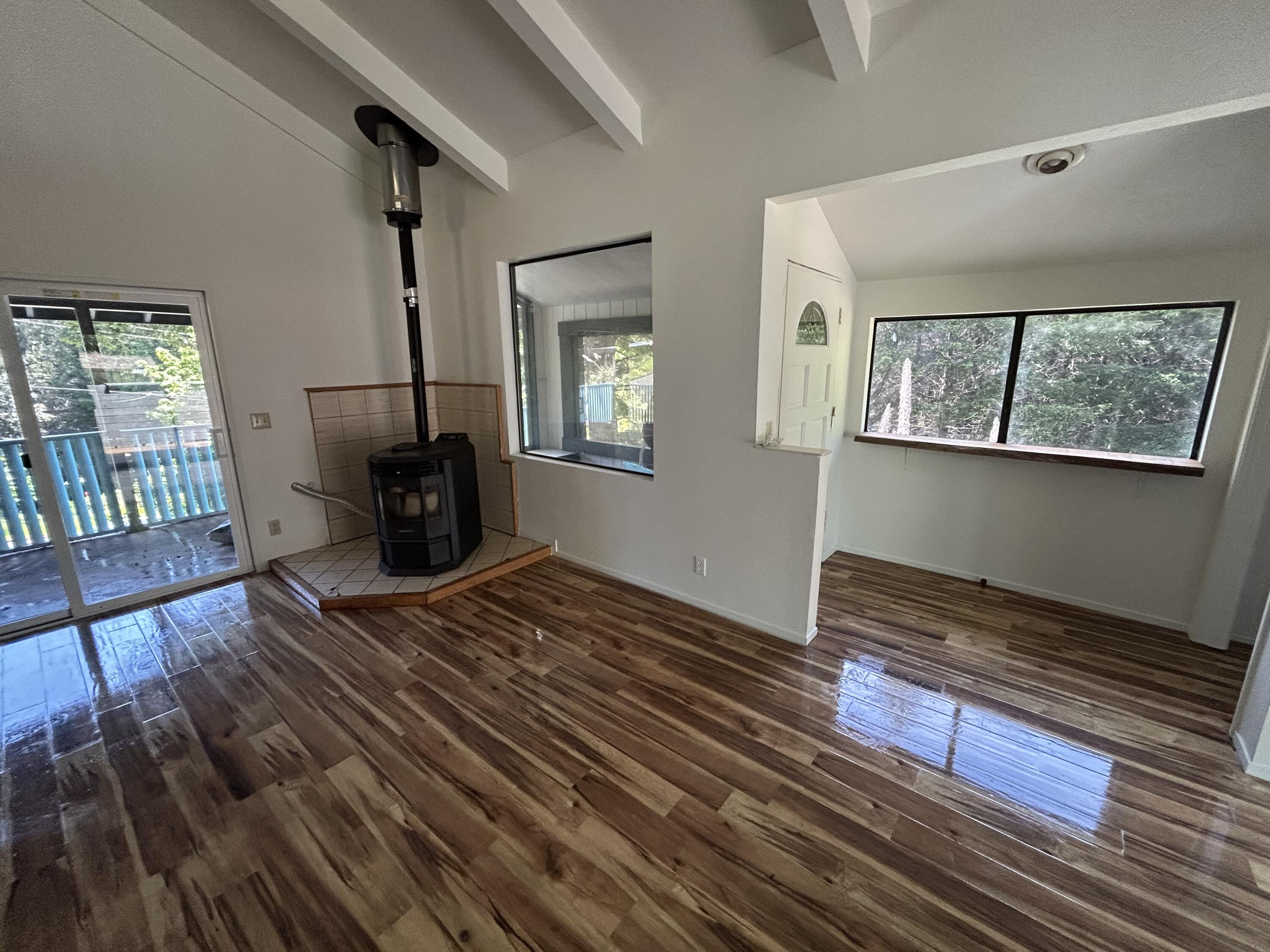 125 Eileen Road Shelter Cove, CA 95589 - Photo 7 of 28
