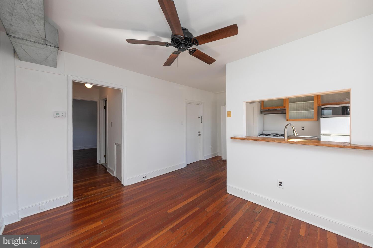 4373 Main Street, Unit 3F Philadelphia, PA 19127 - Photo 2 of 10