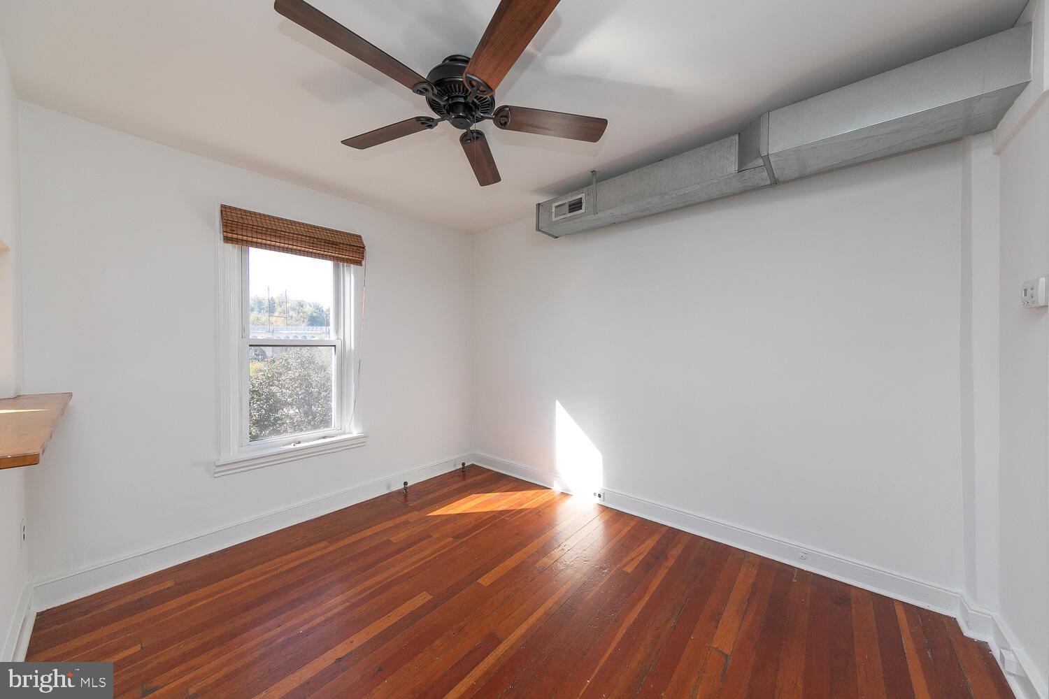 4373 Main Street, Unit 3F Philadelphia, PA 19127 - Photo 4 of 10