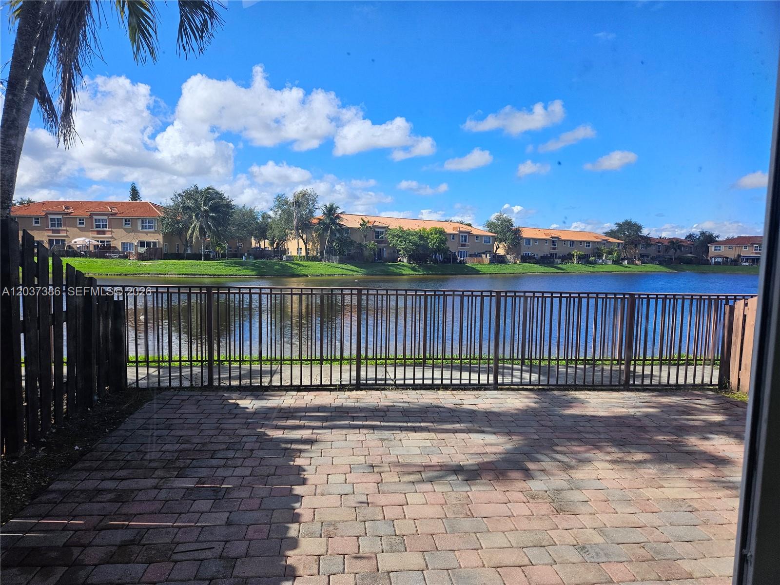 15270 Southwest 30th Terrace Miami, FL 33185 - Photo 10 of 17