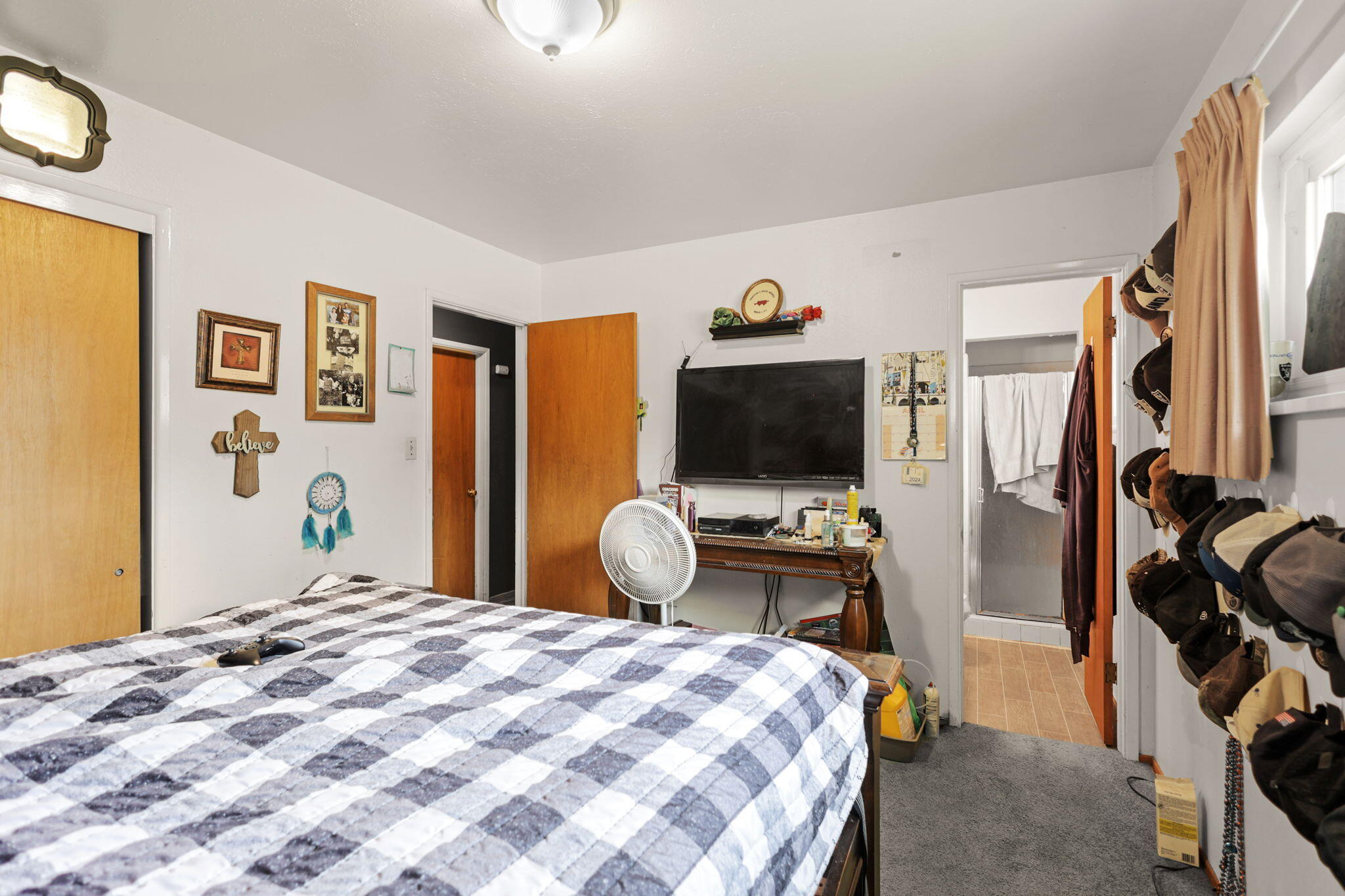 3414 Bardick Road Anderson, CA 96007 - Photo 16 of 36 Bedroom