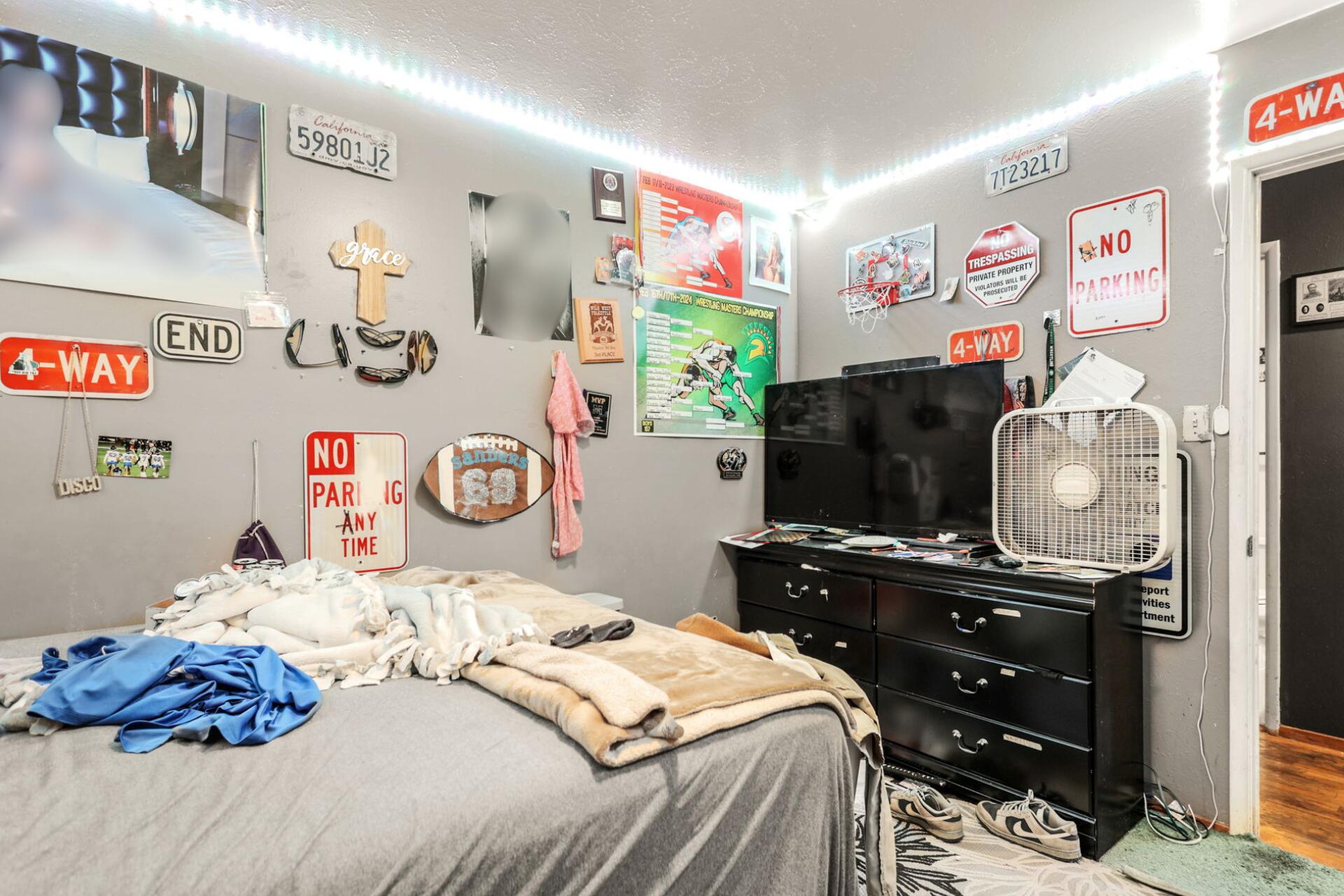 3414 Bardick Road Anderson, CA 96007 - Photo 20 of 36 Bedroom