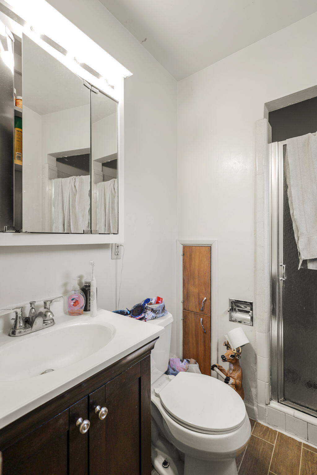 3414 Bardick Road Anderson, CA 96007 - Photo 21 of 36 Bathroom