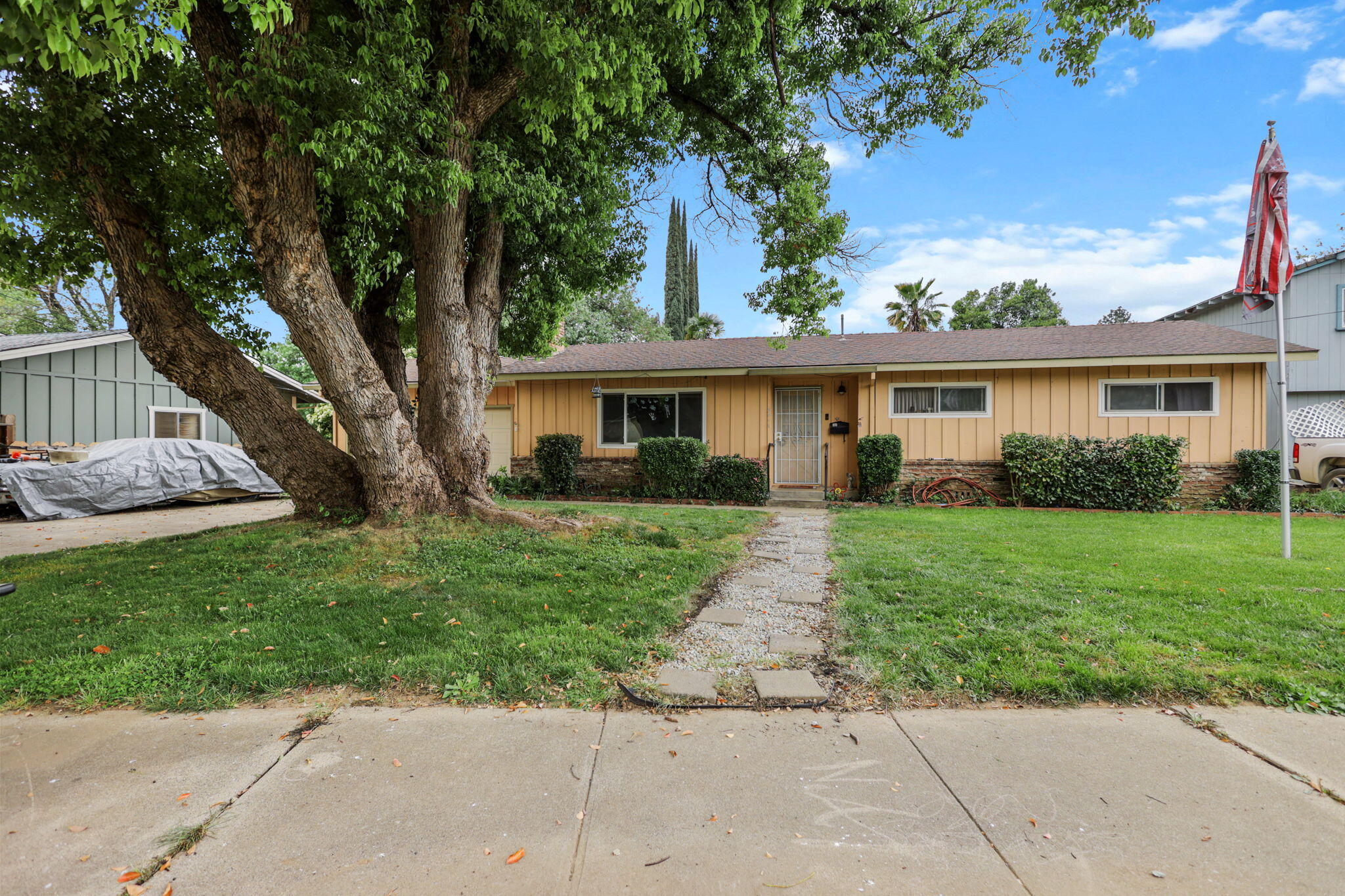 3414 Bardick Road Anderson, CA 96007 - Photo 32 of 36 Front of House