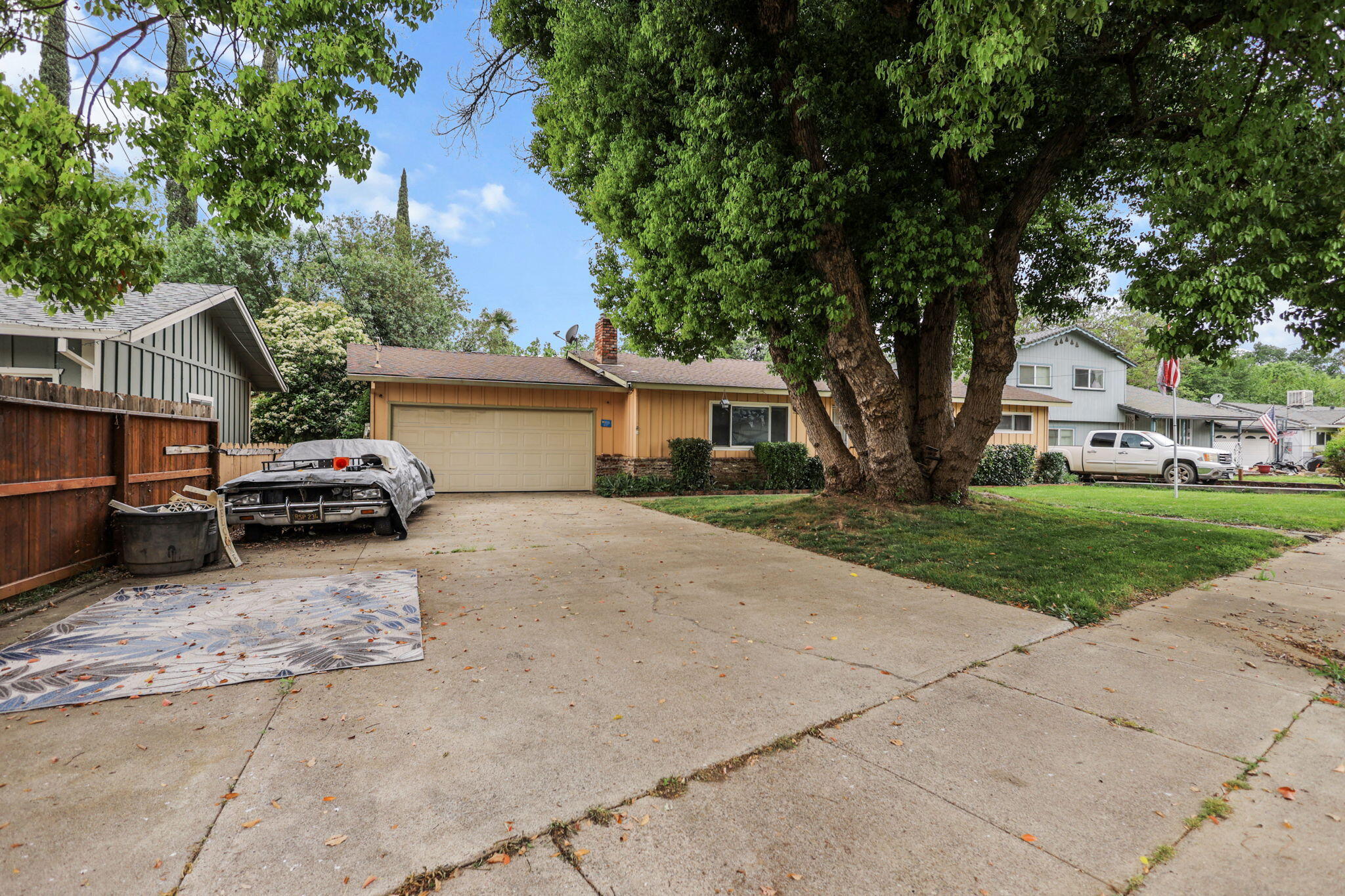 3414 Bardick Road Anderson, CA 96007 - Photo 34 of 36 Driveway