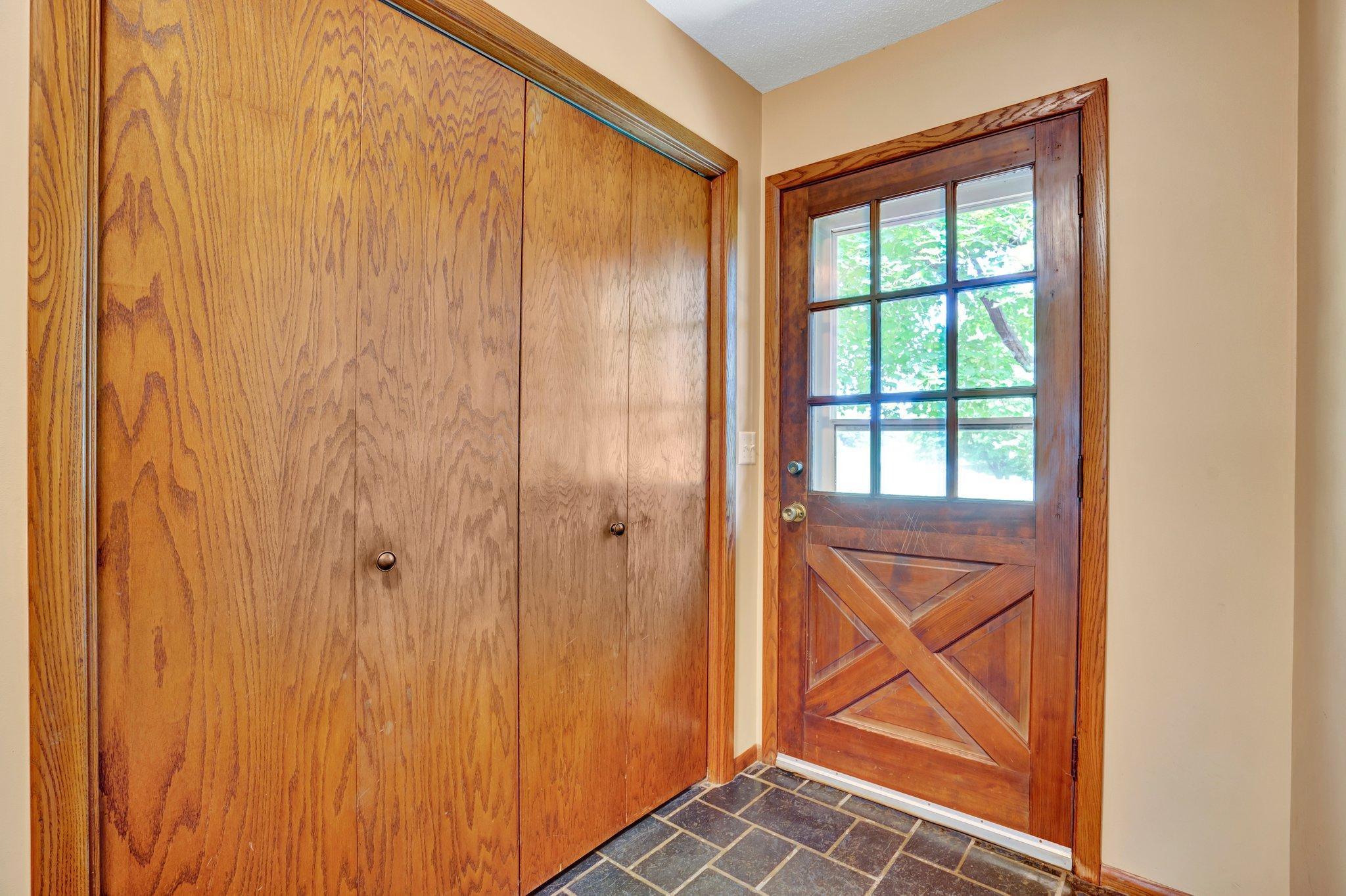 13855 Holly Road Eden Prairie, MN 55346 - Photo 16 of 37 Gallery Image 16