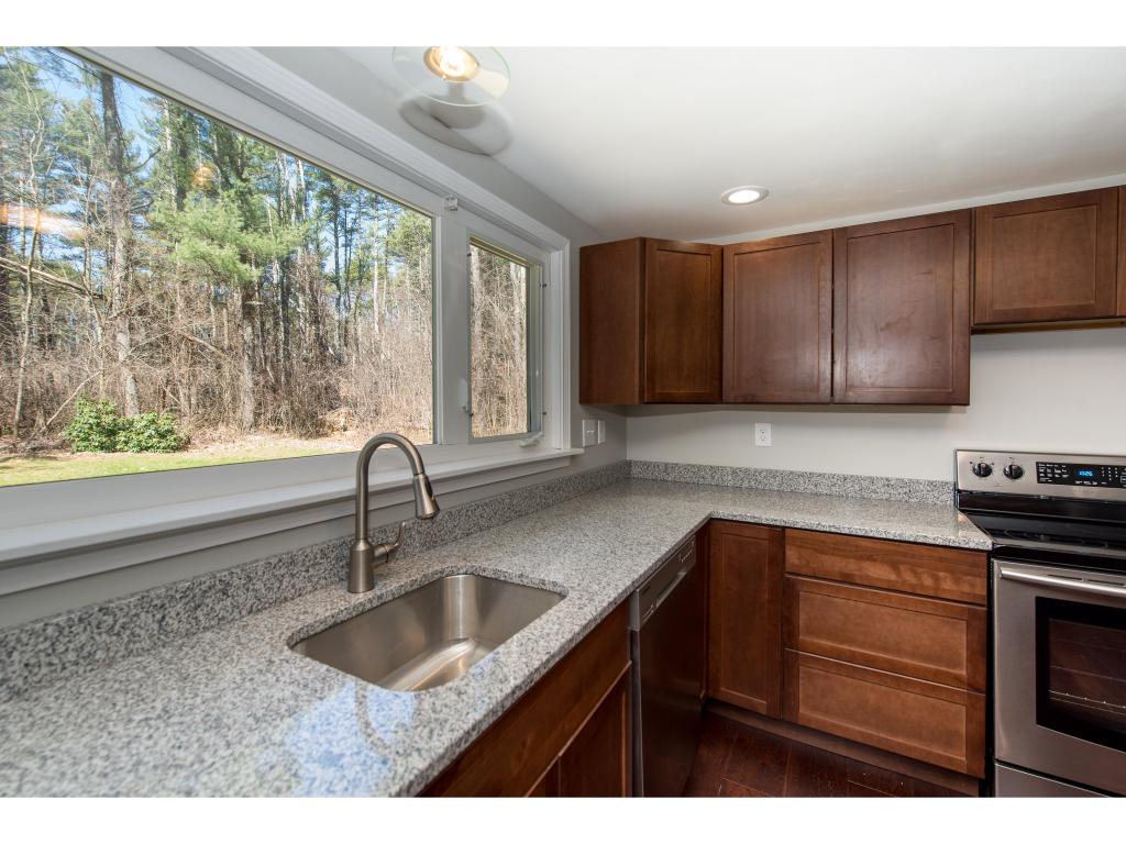 58 Varney Road Dover, NH 03820 - Photo 3 of 36