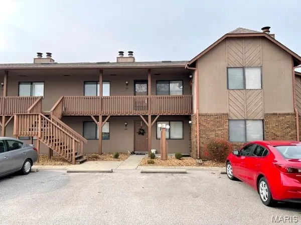 $850 | 57 Peachtree Lane, Fairview Heights, IL 62208