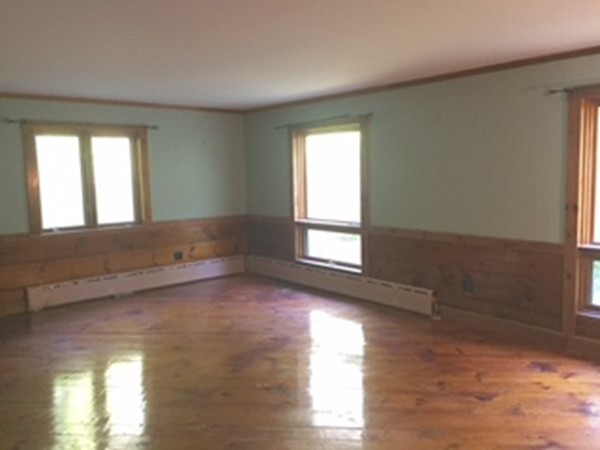 83 Hiller Road Rochester, MA 02770 - Photo 8 of 12